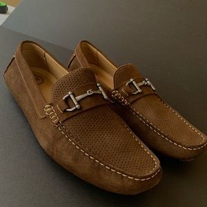 Size 11 1901 brand slip ons. Near new condition